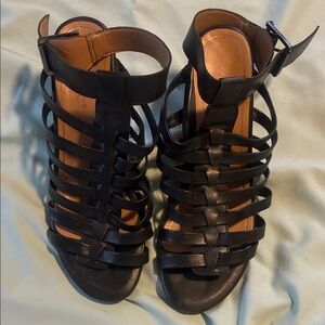Vionic Black Strappy Sandals